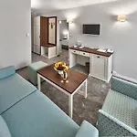 מלון Interhotel