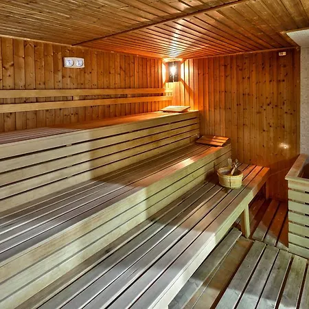 Interhotel 4* Σαντάνσκι