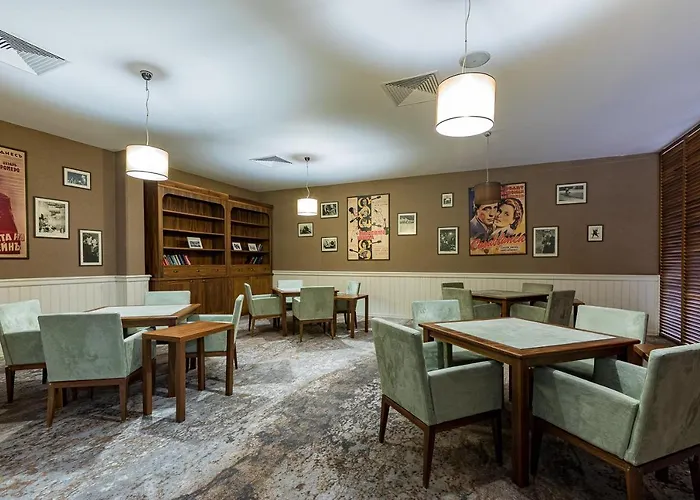 Хотел интерхотел